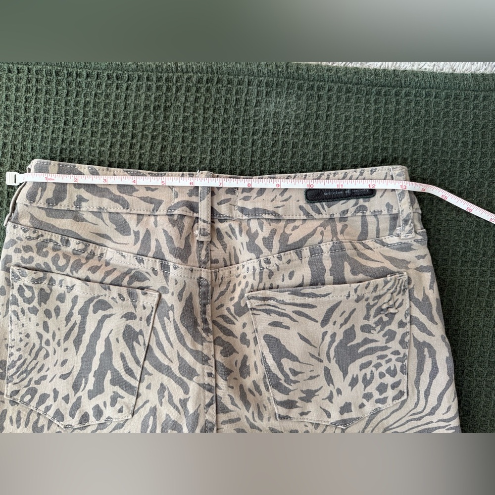 Articles Of Society Animal Print Jeans - Picture 9 of 12